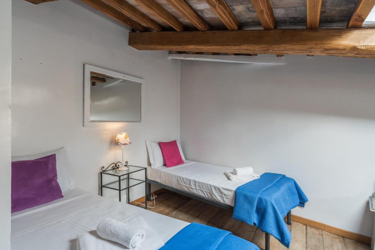 Апартаменты Cozy Wooden Apt In Piazza Navona Рим Экстерьер фото